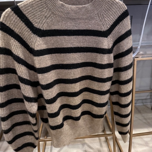 Mango ROUND-NECK STRIPED SWEATER SZ medium - Picture 8 of 8